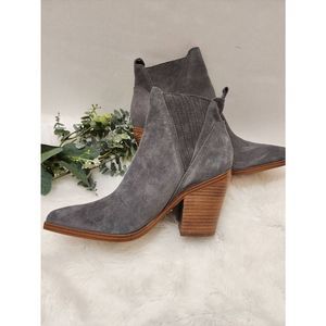 New Marc Fisher Alva Bootie 10 blue
